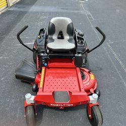 Toro 42 Inch TIMECUTTER  Zero Turn Mower$2,600