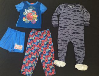Boys size 4T pajamas