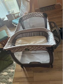 Pack and play