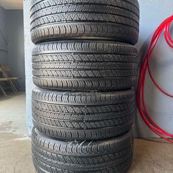 235/40/19. Continental 