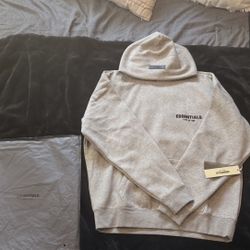 Essential Hoodie