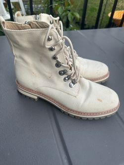 Women’s boots 25