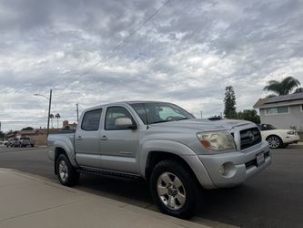 Toyota Tacoma pre runner