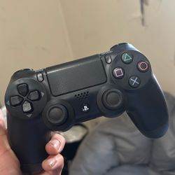 PS4 Controller 