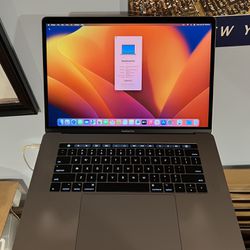 Apple MacBook Pro 15 Inch 2017