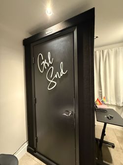 PREMIUM 4’x4’ VOCAL RECORDING BOOTH