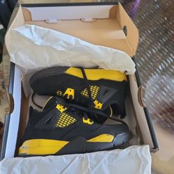 Jordan 4 Retro  Kids Sneakers