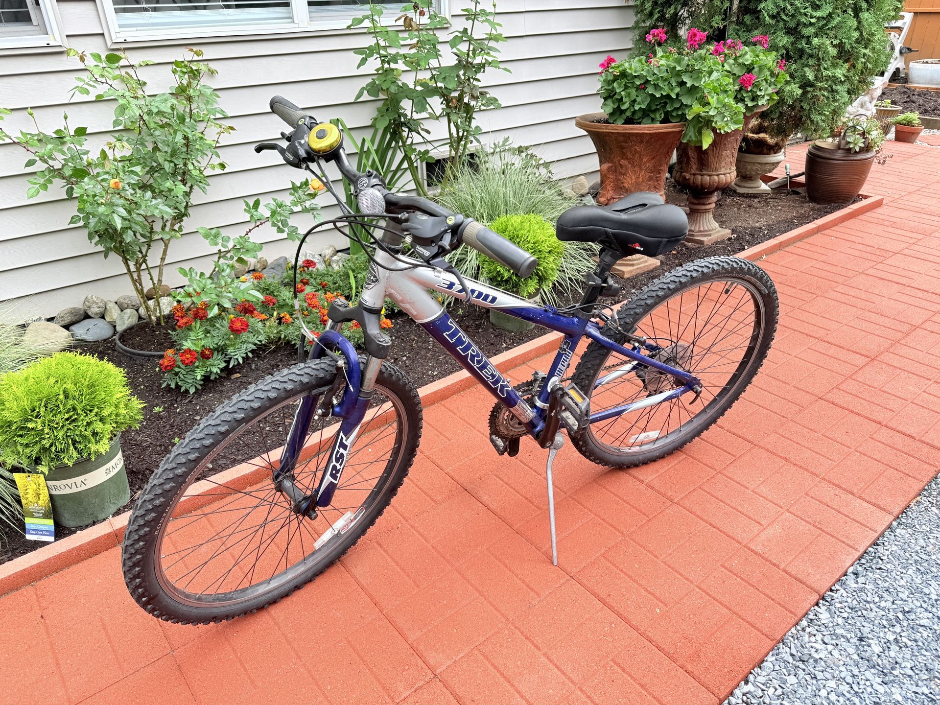 Trek 3700mountain Bike 