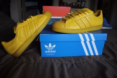 Adidas Adicolor size 11.5