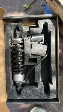 2021 Harley lowrider s shock