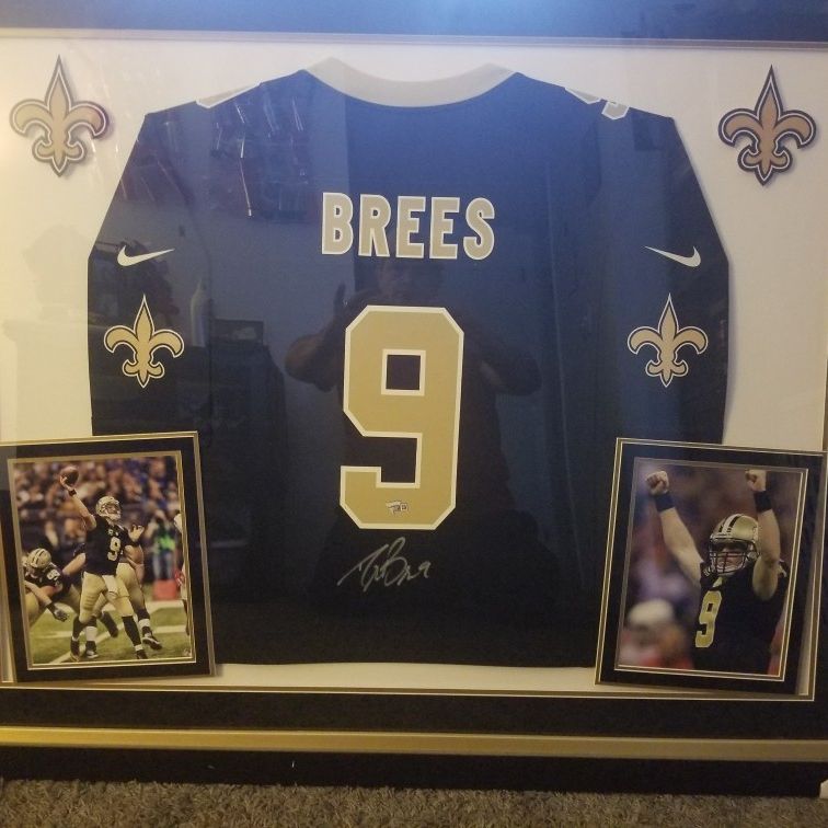 AUTOGRAPHED DREW BREES JERSEY for Sale in Henderson, NV - OfferUp