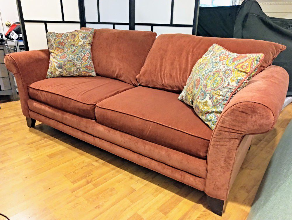 Bassett microfiber sofa/couch