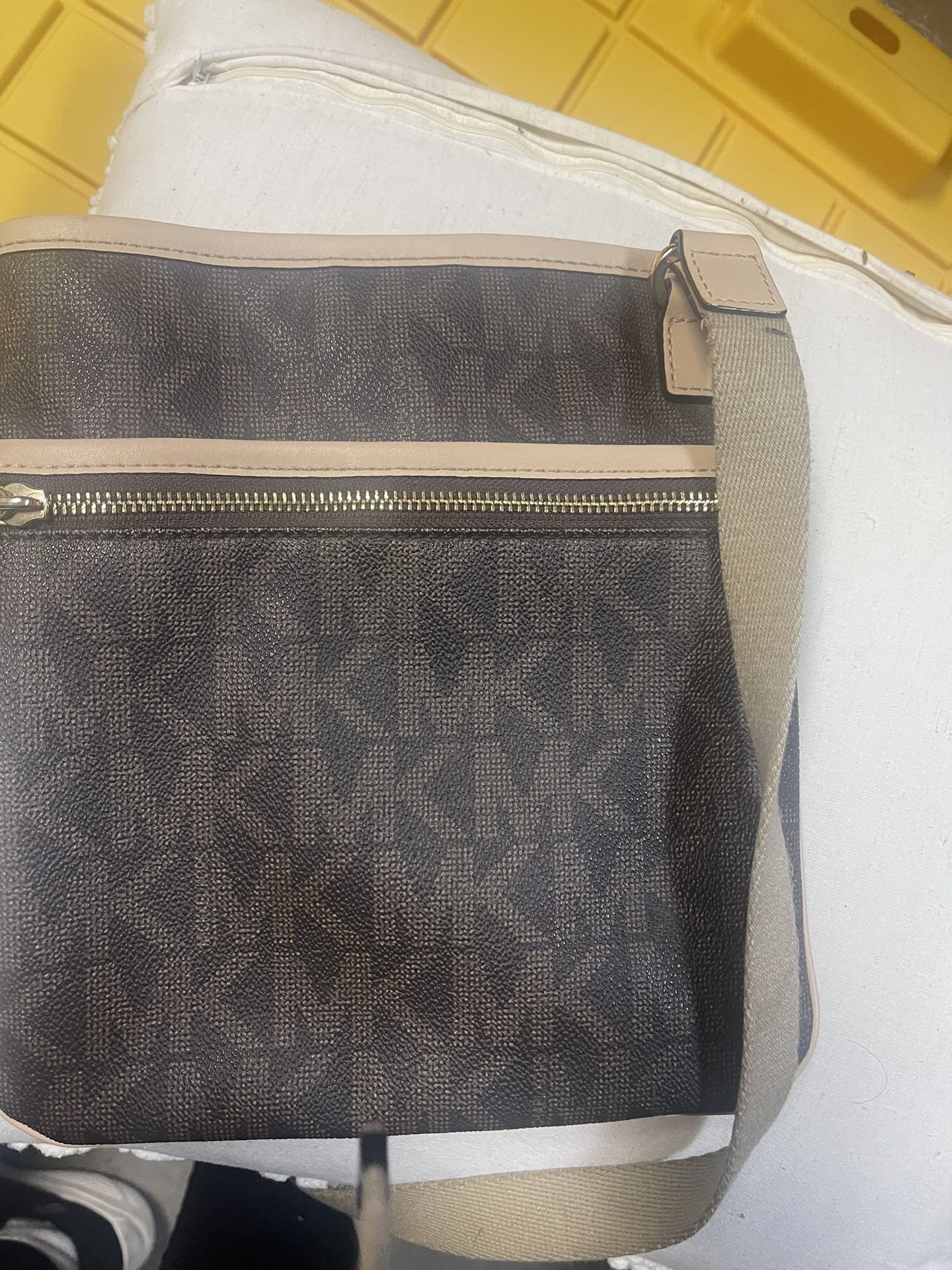 Mk Crossbody