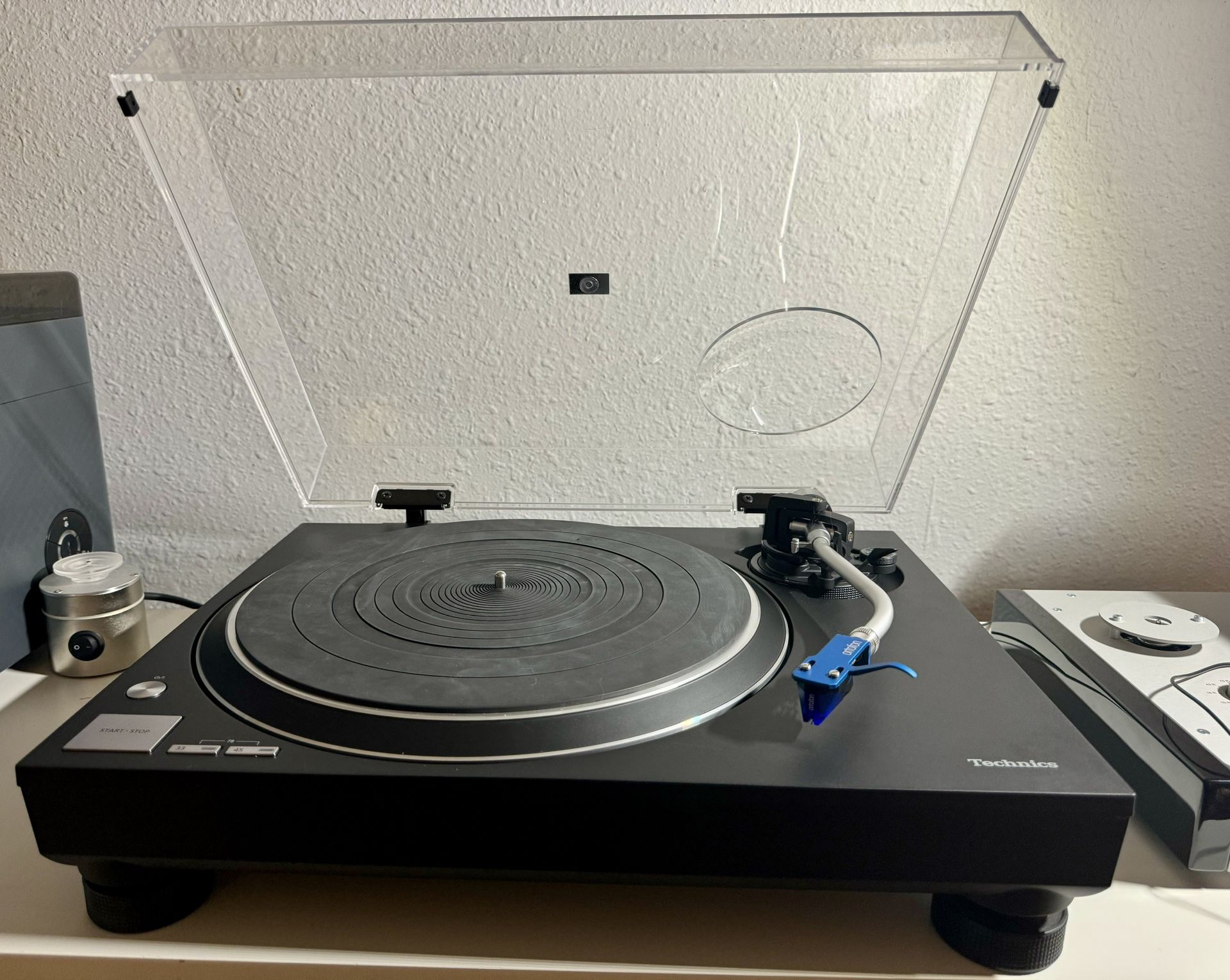 Technics Direct Drive Turntable - SL-100C With Ortofon 2M Blue