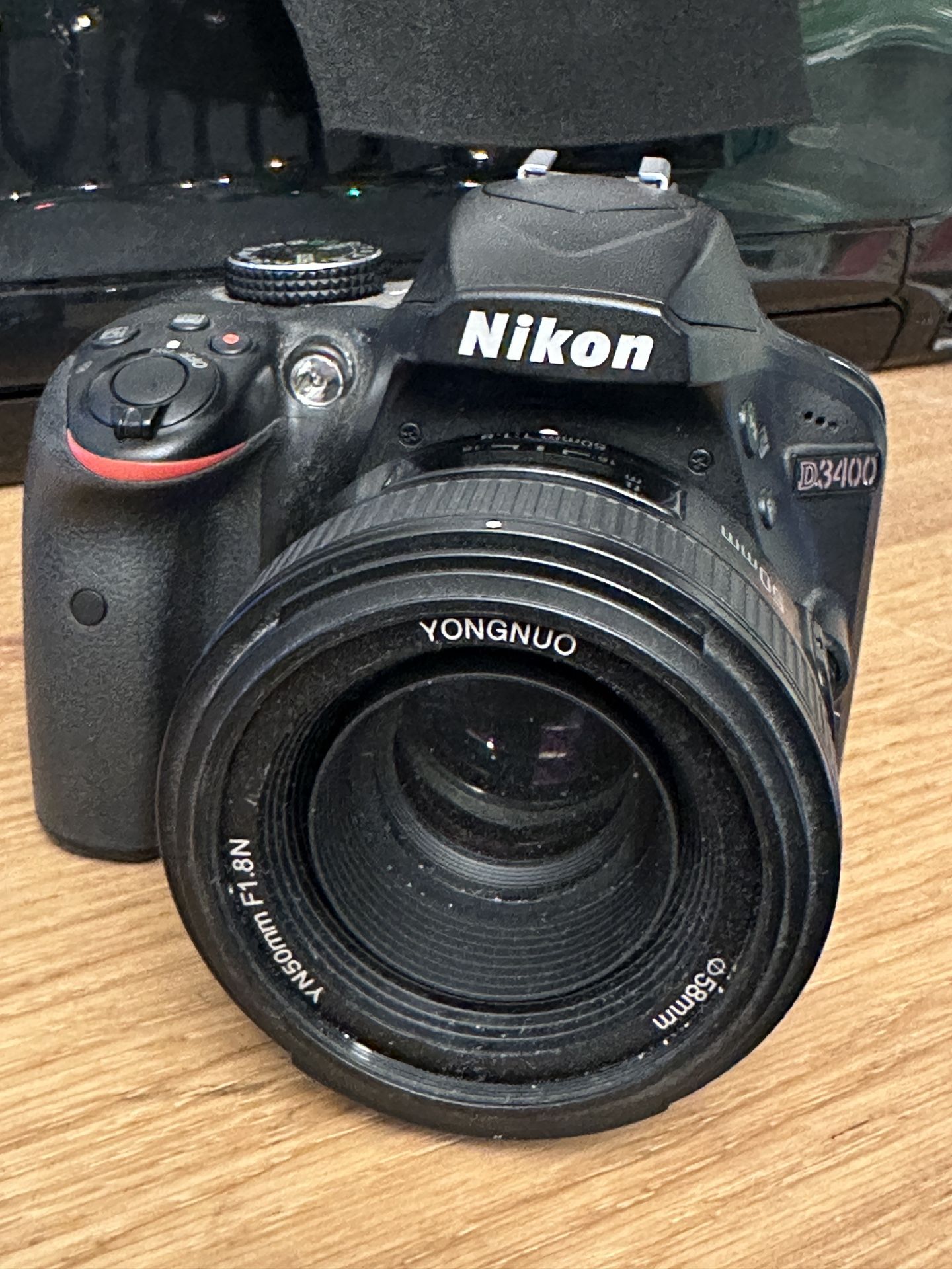Nikon D3400