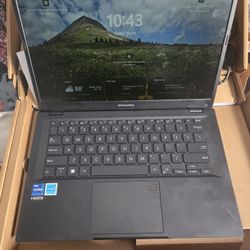 ASUS ExpertBook Laptop B1402CVA-XS74 14" - Intel Core i7 1355U 16 GB RAM - 512GB