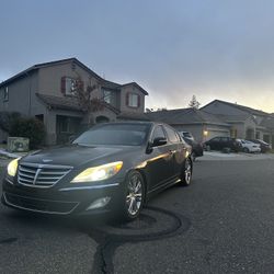 2012 Hyundai Genesis