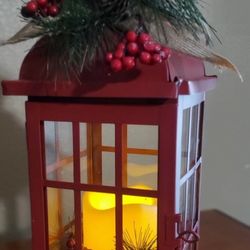 13" Christmas Metal Outdoor/indoor FAUX LED Candle Lantern (Red)