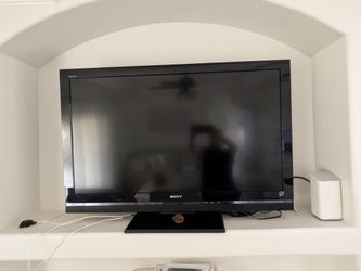 44×28 Sony Smart TV