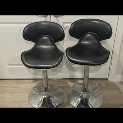Black and silver bar stools