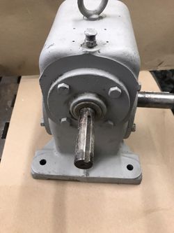 Boston Gear Gear Reducer / Speed Reducer 15:1