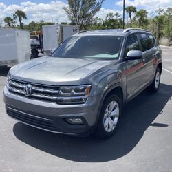 2018 Volkswagen Atlas V6 SE — Gray Metallic / Black Leather — 95,901 Miles — $9,998
