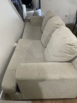 FREE COUCH