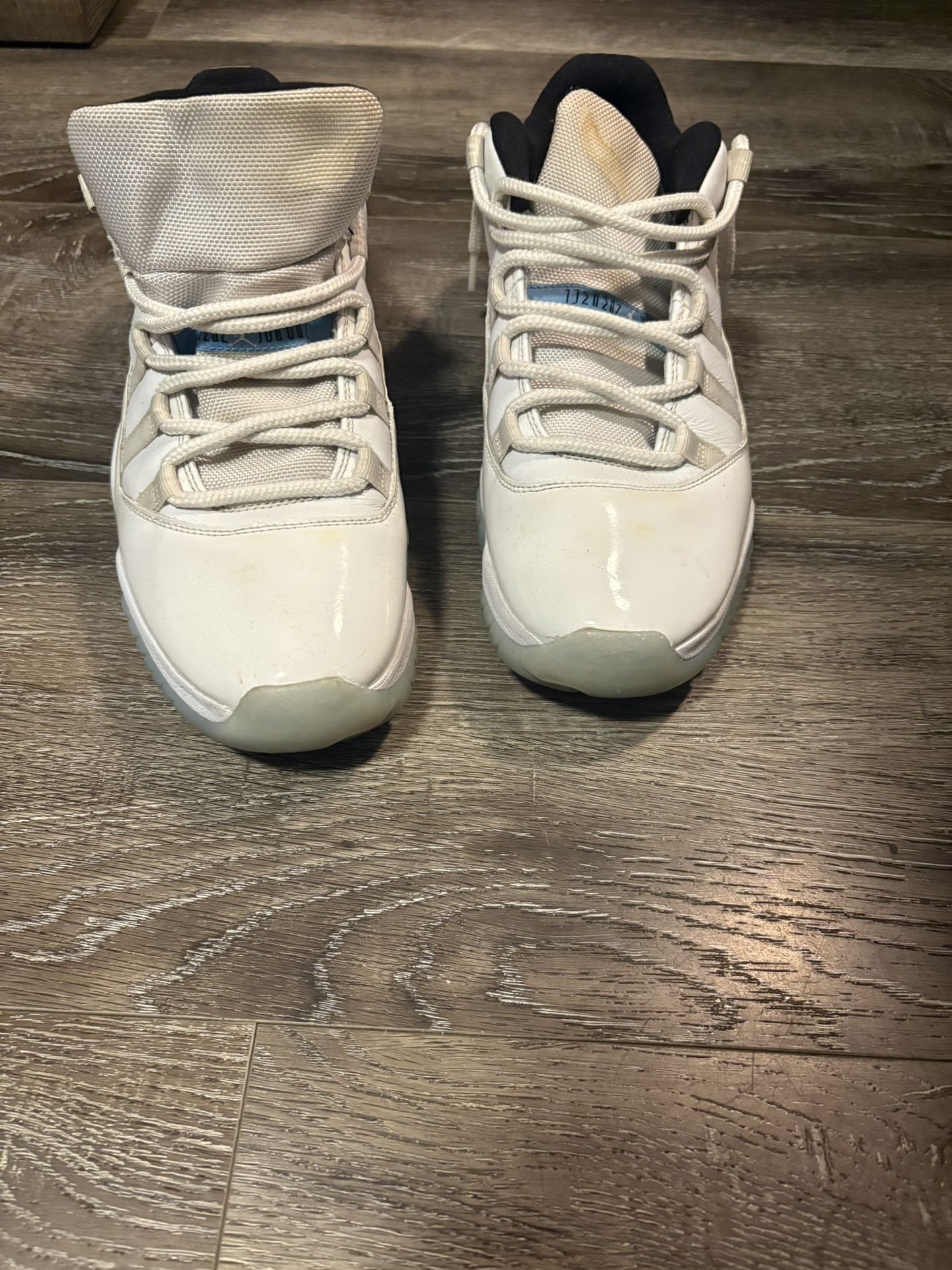 Jordan 11 legend blues