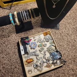 Blingy Vintage Costume Jewelry Lot- Many Marked