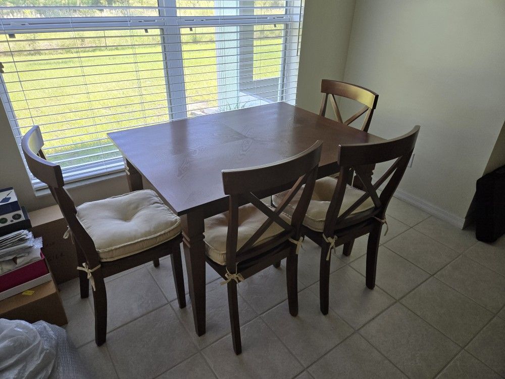 Dining Room Set