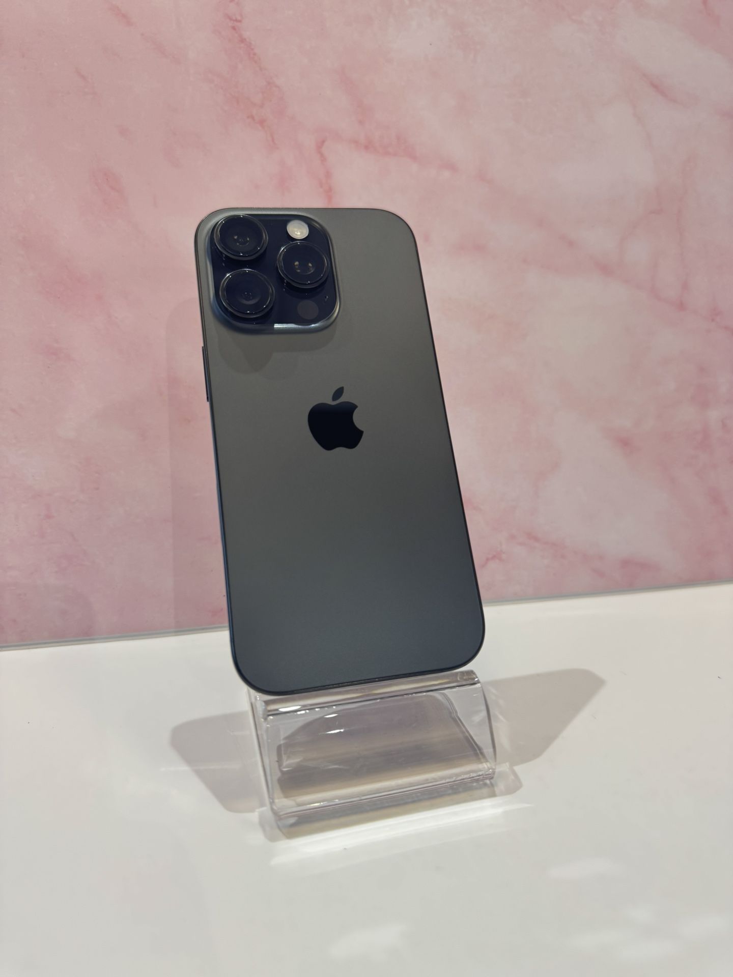 iPhone 16 Pro 512GB AT&T