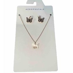 Aéropostale Butterfly Necklace & Earrings Set, Gold- Juego de collar y aretes de mariposa