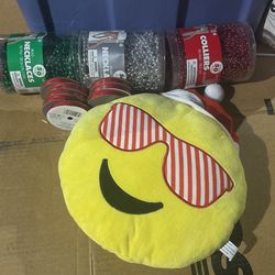 (New) Christmas Bundle $20