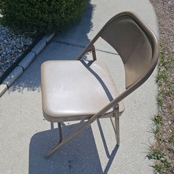 1 Folding chair