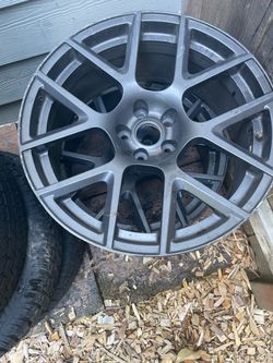 Dark Gray Alloy Wheel Rim