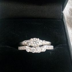 Size 7 Wedding Band And Ring