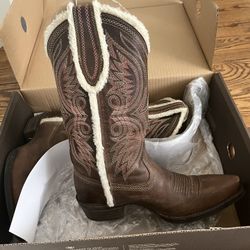 Woman’s Ariat cowboy Boots