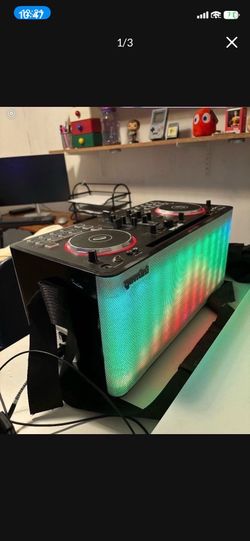 LOW PRICE MOVING- GEMANI $350 + TAX RETAIL PORTABLE DJ SET