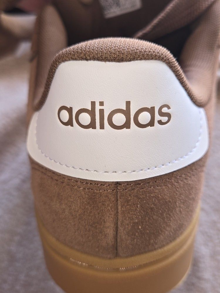 Adidas Sneakers New
