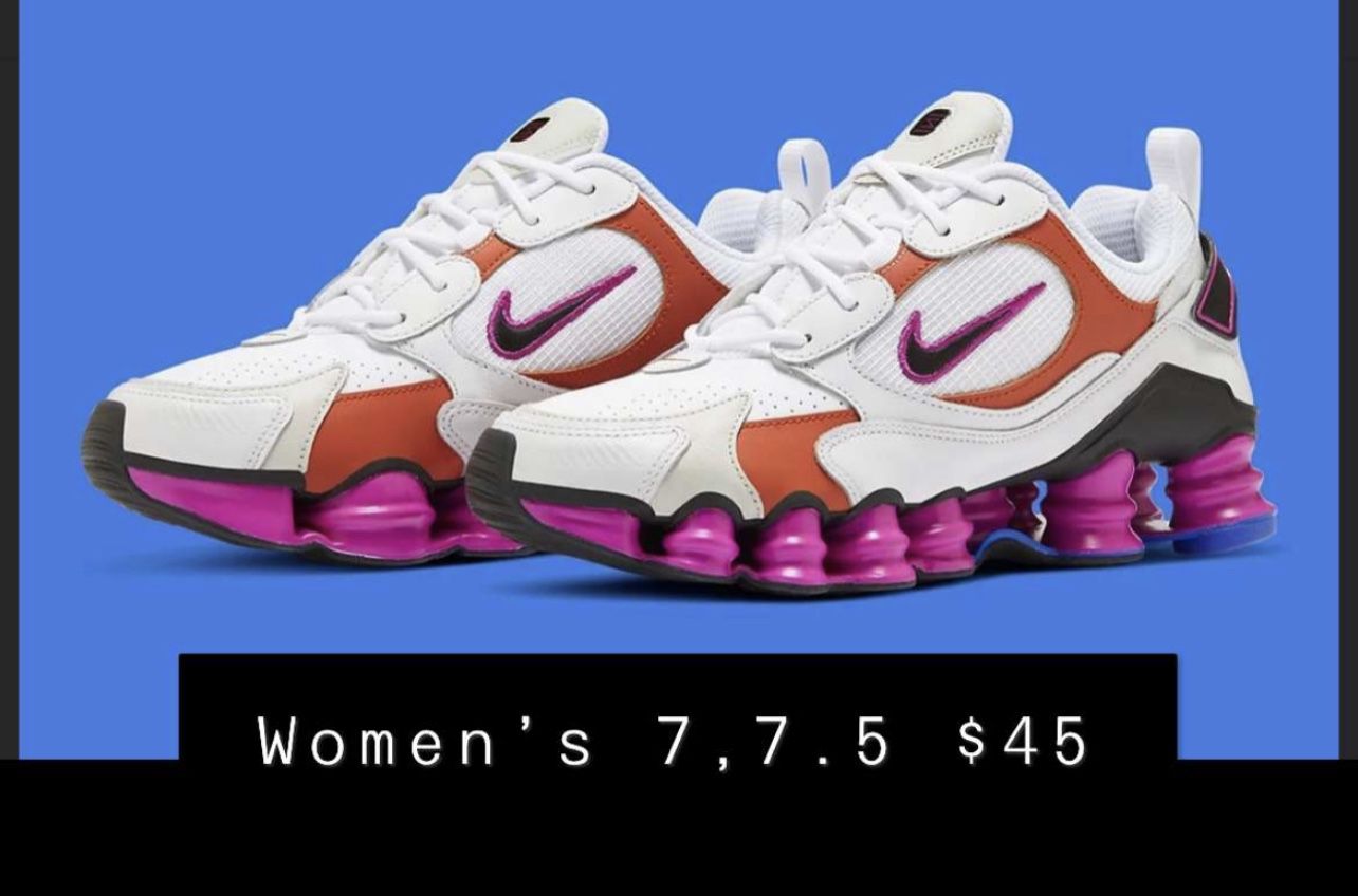 Brand New Women’s Nike Shox Women’s Size 7,7.5 $45