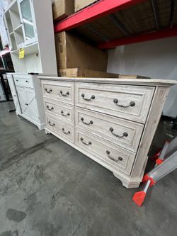 Rustic 6 Drawer Dresser