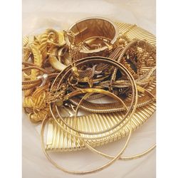 Jewelry lot