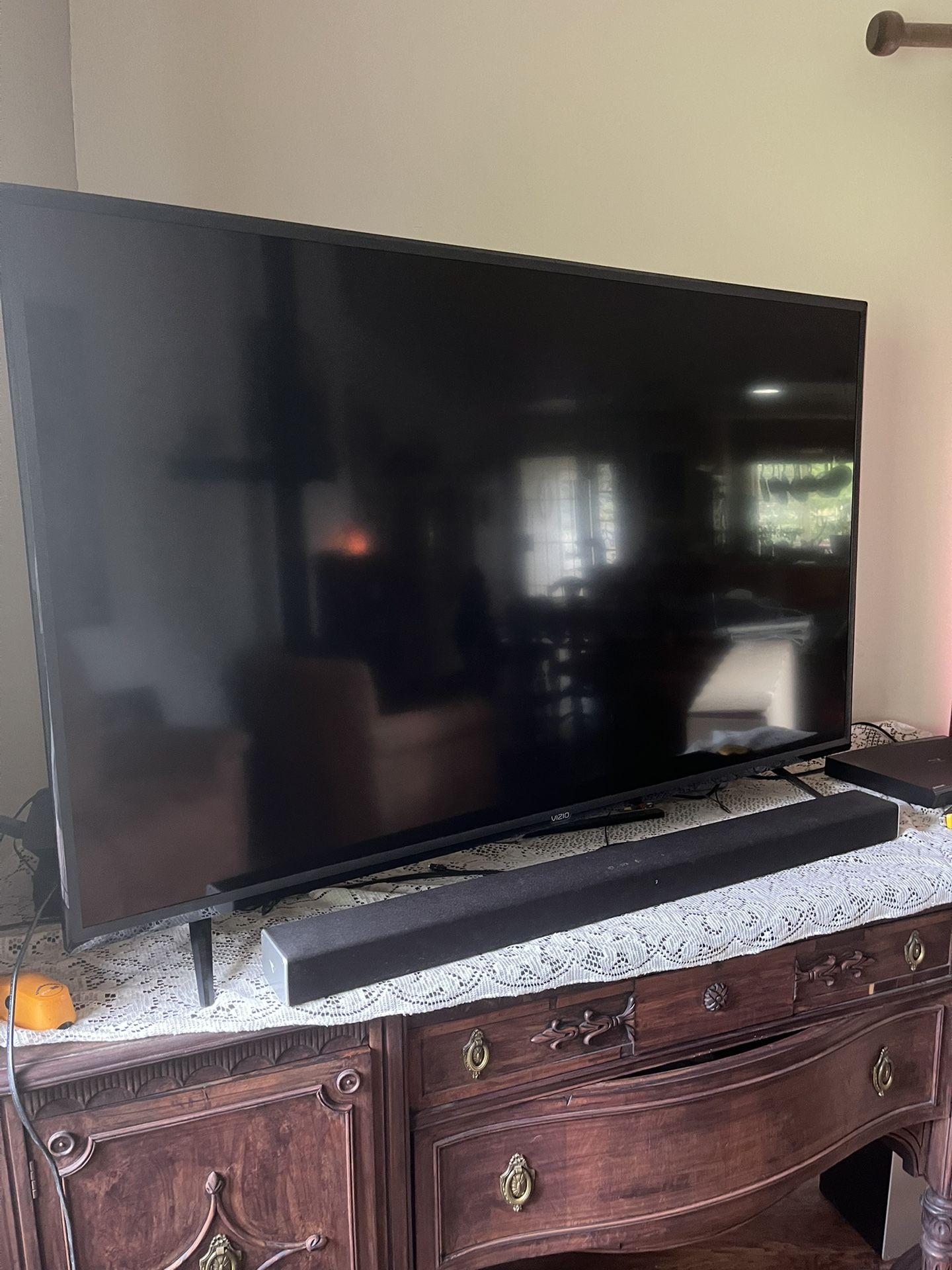 Vizio V555-G1 Smart Tv