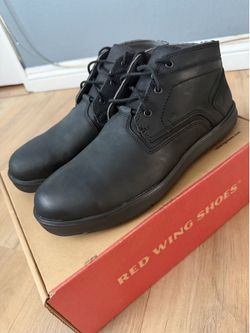 RED WINGS CROSS LITE  Men's Safety Toe Chukka  ( SIZE  11 D MENS )