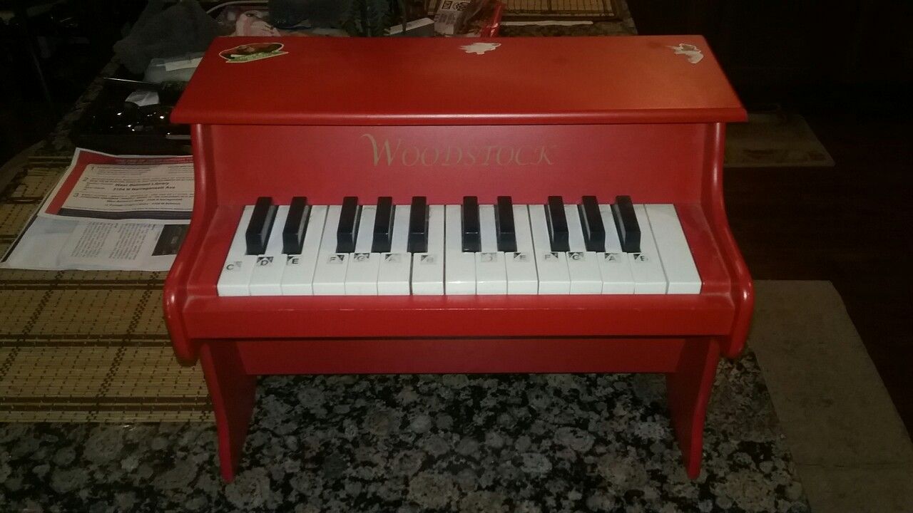 Woodstock hotsell toy piano