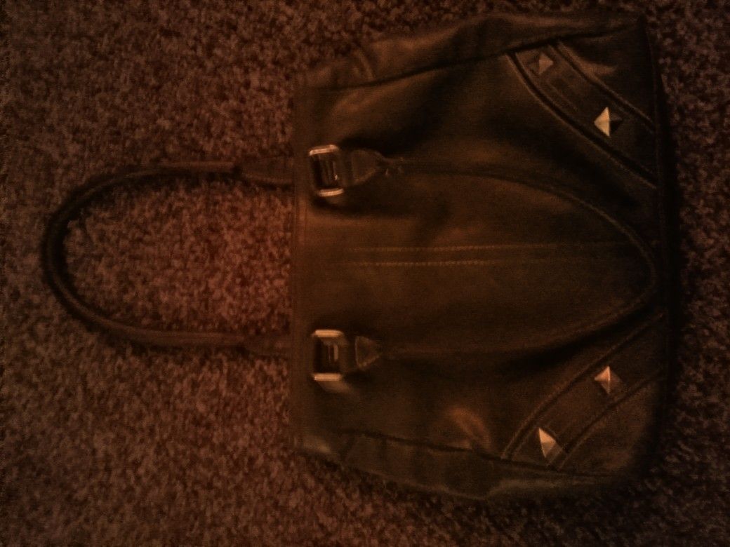 Green Purse (+ ^+)