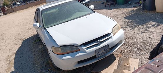 1998 honda accord for parts