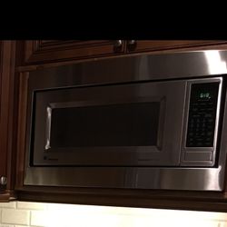 GE Monogram ZEM 200 Microwave/Trim Kit