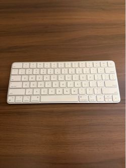Apple Magic Keyboard