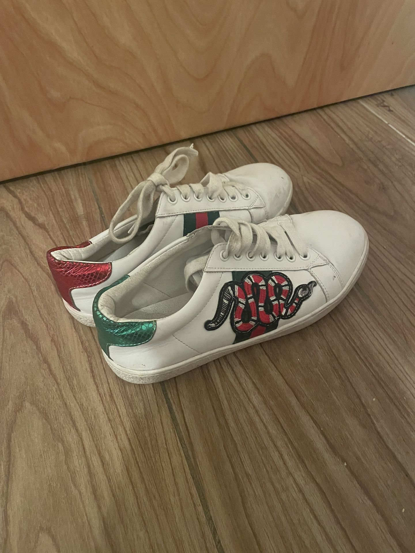 Gucci Snake Shoes Men’s And Women’s (heavily Used)